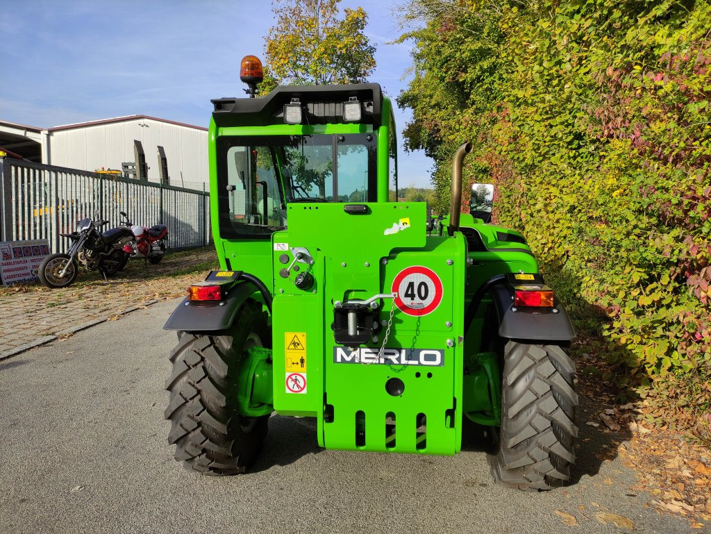 Merlo P27.6 Plus - 40km/h - Teleskopik yükleyici: fotoğraf 4 Merlo P27.6 Plus - 40km/h - Teleskopik yükleyici: fotoğraf 4