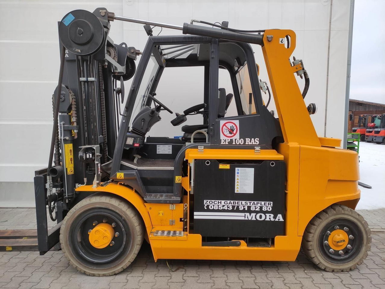 Mora EP100RAS - Elektrikli forklift: fotoğraf 1 Mora EP100RAS - Elektrikli forklift: fotoğraf 1