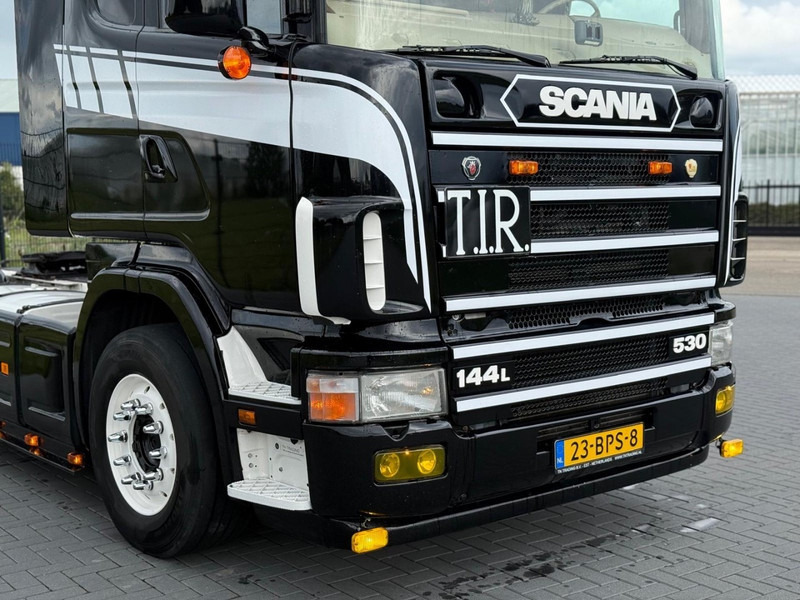 Scania R 144 530 SHOW TRUCK, INTERIEUR, OPEN UITLAAT, HOBBY, TOP. - Çekici: fotoğraf 4 Scania R 144 530 SHOW TRUCK, INTERIEUR, OPEN UITLAAT, HOBBY, TOP. - Çekici: fotoğraf 4