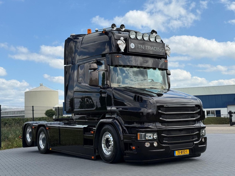 Scania R 580 LB 6X2 HNB TORPEDO, NIEUW STAAT, VOL OPTIES, SHOW TRUCK, VOL!! - Çekici: fotoğraf 1 Scania R 580 LB 6X2 HNB TORPEDO, NIEUW STAAT, VOL OPTIES, SHOW TRUCK, VOL!! - Çekici: fotoğraf 1