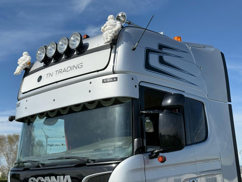 Scania R520 V8 FULL AIR, STEERING PUSHER, SHOW TRUCK, TOP - Çekici: fotoğraf 3 Scania R520 V8 FULL AIR, STEERING PUSHER, SHOW TRUCK, TOP - Çekici: fotoğraf 3