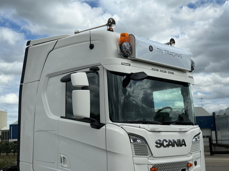 Scania R580 V8 NGS 3.15WB, RETARDER, VOLLUCHT, LEER, LED, KING OF THE ROAD. - Çekici: fotoğraf 2 Scania R580 V8 NGS 3.15WB, RETARDER, VOLLUCHT, LEER, LED, KING OF THE ROAD. - Çekici: fotoğraf 2