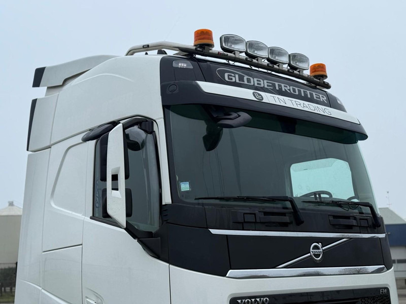 Volvo FH 13.460 6x2/4, I-SAVE, I-PARK COOL, GESTUURD. - Çekici: fotoğraf 2 Volvo FH 13.460 6x2/4, I-SAVE, I-PARK COOL, GESTUURD. - Çekici: fotoğraf 2