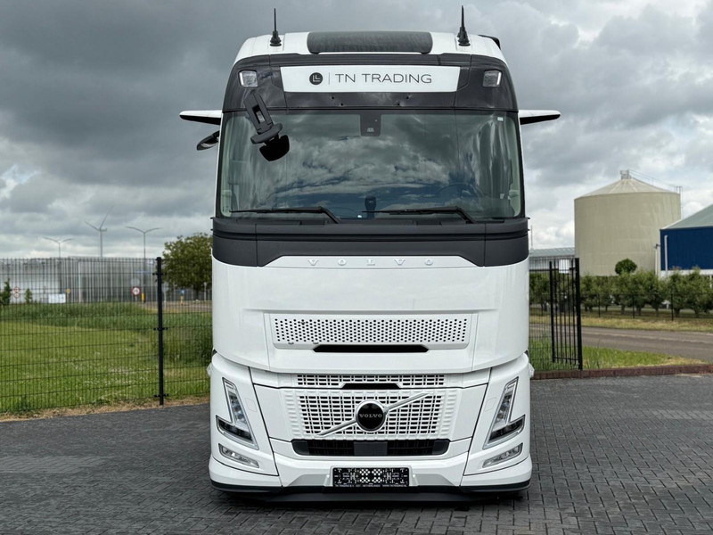 Volvo FH 13.460XL NEW, FULL AIR, ALCOA, HYDRAULIC, XL, FULL. - Çekici: fotoğraf 3 Volvo FH 13.460XL NEW, FULL AIR, ALCOA, HYDRAULIC, XL, FULL. - Çekici: fotoğraf 3