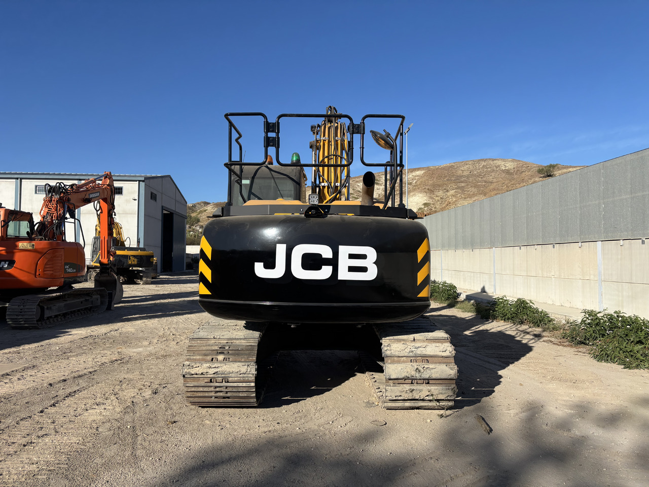 JCB JS131LC - Paletli ekskavatör: fotoğraf 4 JCB JS131LC - Paletli ekskavatör: fotoğraf 4
