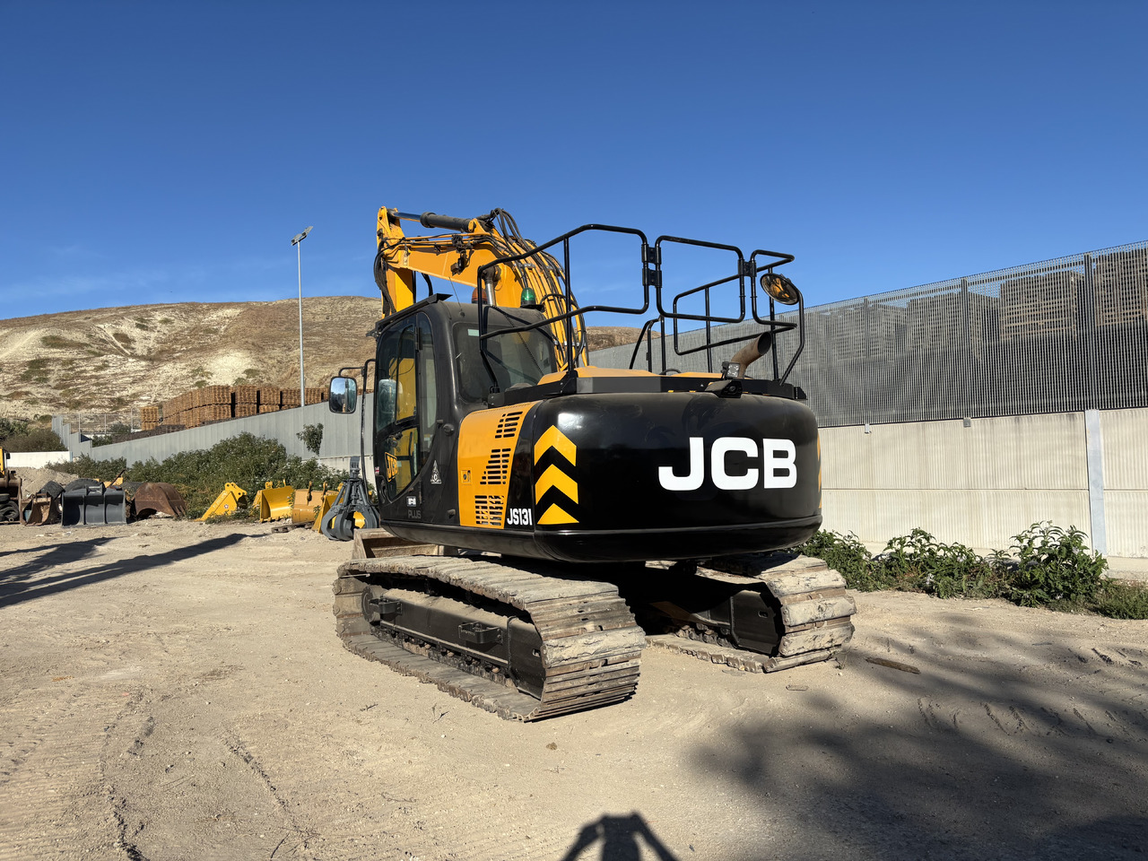 JCB JS131LC - Paletli ekskavatör: fotoğraf 3 JCB JS131LC - Paletli ekskavatör: fotoğraf 3