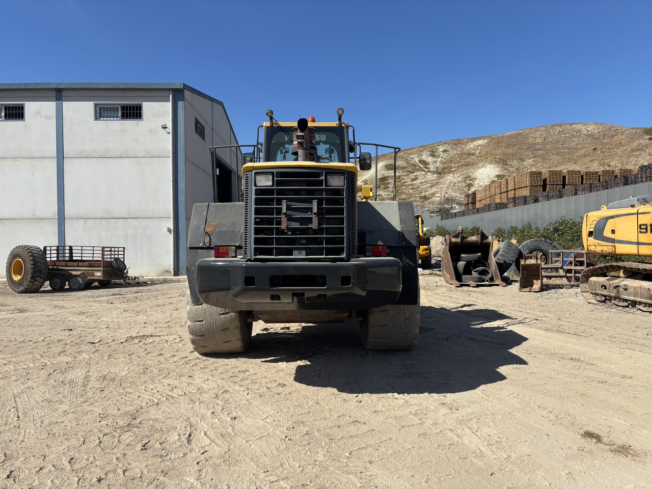 KOMATSU WA480-6 - Tekerlekli yükleyici: fotoğraf 4 KOMATSU WA480-6 - Tekerlekli yükleyici: fotoğraf 4