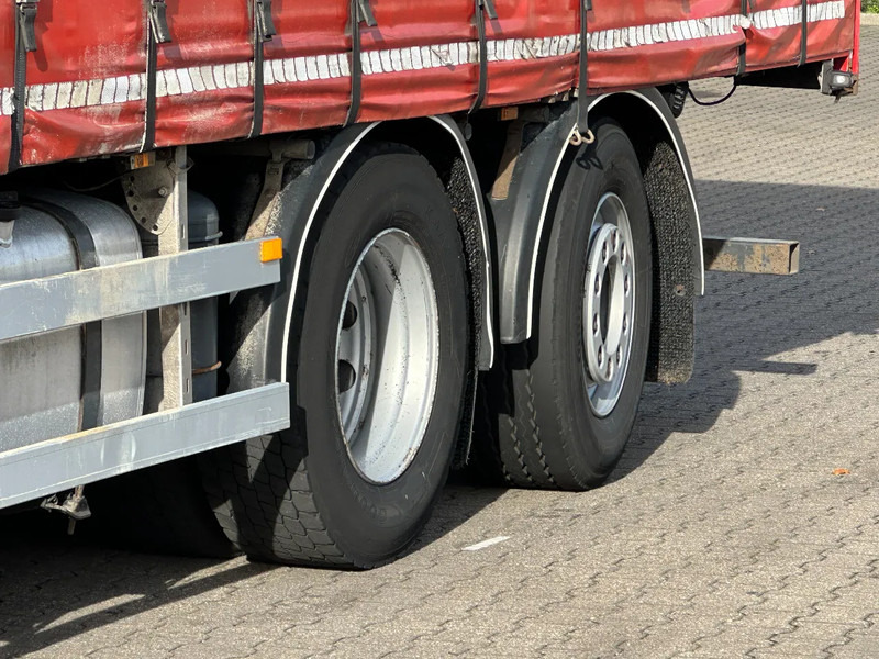 DAF CF 330 6X2*4 Schuifzeil / Laadklep / Kooiaap 05-2026 Apk! - Tenteli kamyon: fotoğraf 3 DAF CF 330 6X2*4 Schuifzeil / Laadklep / Kooiaap 05-2026 Apk! - Tenteli kamyon: fotoğraf 3