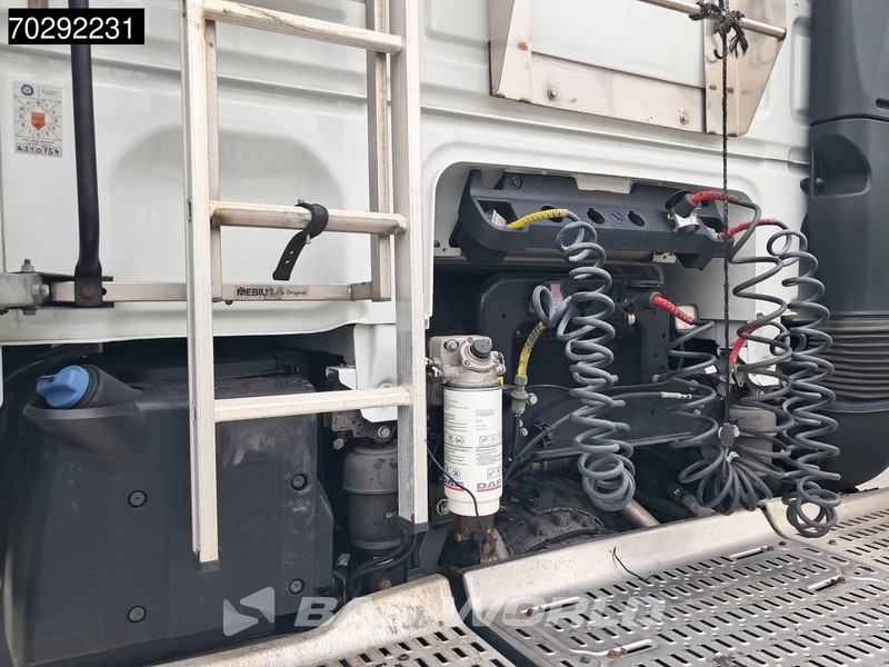 DAF XF 530 4X2 Mega SSC Retarder ACC Euro 6 - Çekici: fotoğraf 5 DAF XF 530 4X2 Mega SSC Retarder ACC Euro 6 - Çekici: fotoğraf 5