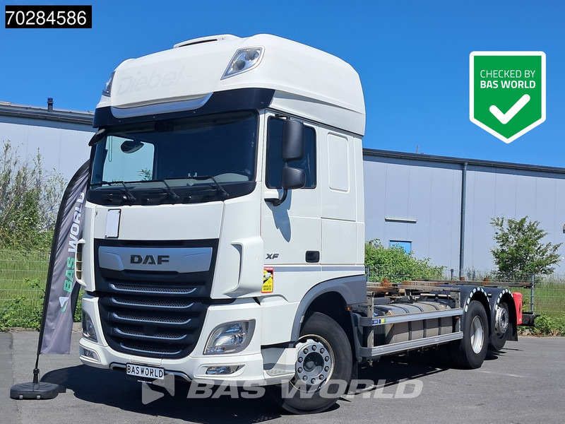 DAF XF 450 6X2 SSC Retarder 2x Tanks Liftachse Standklima LED ACC - Konteynır taşıyıcı/ Yedek karoser kamyon: fotoğraf 1 DAF XF 450 6X2 SSC Retarder 2x Tanks Liftachse Standklima LED ACC - Konteynır taşıyıcı/ Yedek karoser kamyon: fotoğraf 1