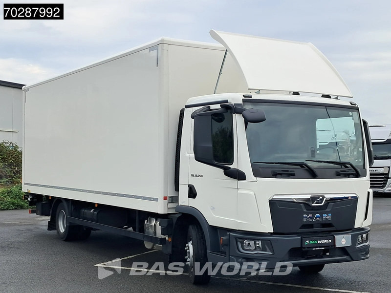 MAN TGL 12.250 4X2 12tonner LOW Mileage! 1500kg Ladebordwand Automatic Euro 6 - Kapalı kasa kamyon: fotoğraf 3 MAN TGL 12.250 4X2 12tonner LOW Mileage! 1500kg Ladebordwand Automatic Euro 6 - Kapalı kasa kamyon: fotoğraf 3