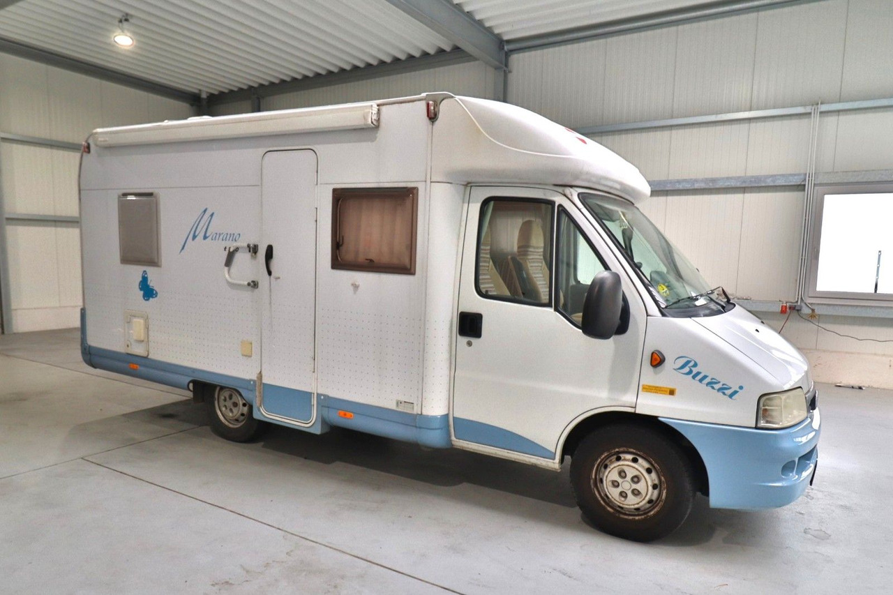 Bürstner T 580 Marano/Festbett/Solar/Markise/nur 5,99 m - Semi entegre karavan: fotoğraf 1 Bürstner T 580 Marano/Festbett/Solar/Markise/nur 5,99 m - Semi entegre karavan: fotoğraf 1