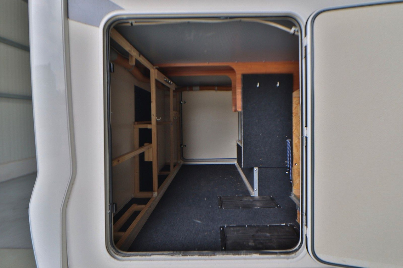 Eura Mobil Integra Style IS 700 EB/Einzelbetten+Hubbett - Entegre karavan: fotoğraf 5 Eura Mobil Integra Style IS 700 EB/Einzelbetten+Hubbett - Entegre karavan: fotoğraf 5