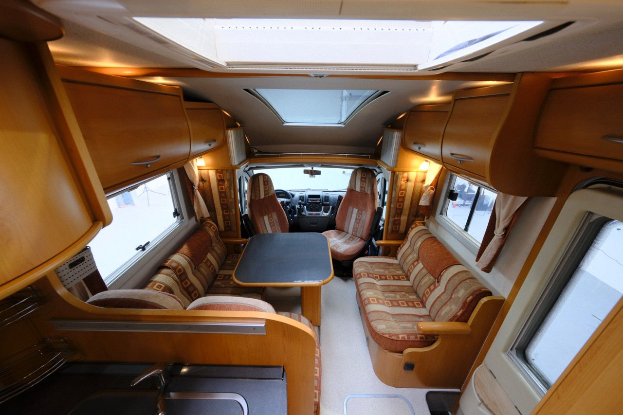 Semi entegre karavan Frankia T 740 BD/Festbett/Garage/Klima/Solar/158 PS: fotoğraf 7