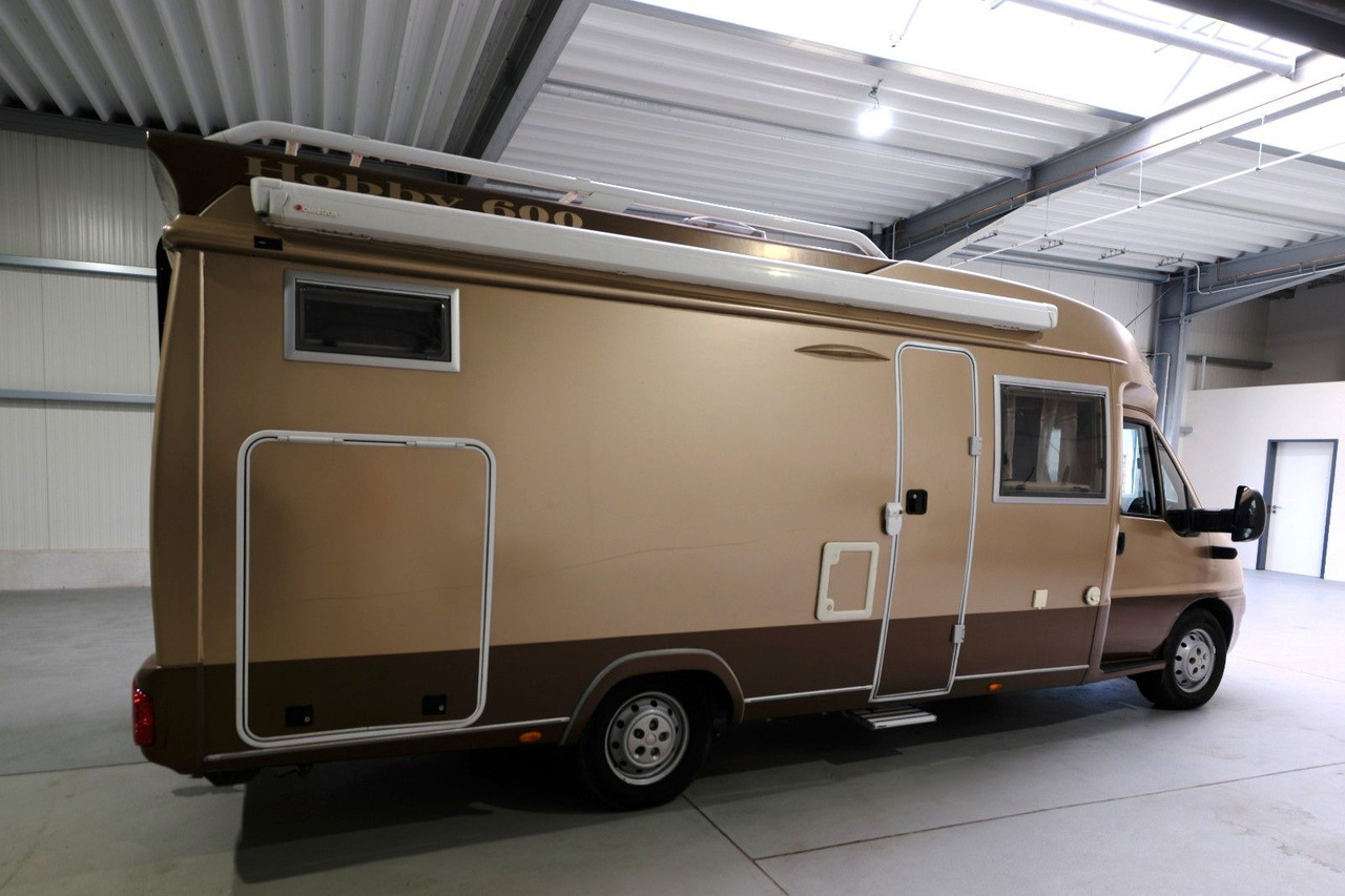 Hobby T 690 GES/Einzelbetten/2xKlima/Solar/Garage/AHK - Semi entegre karavan: fotoğraf 5 Hobby T 690 GES/Einzelbetten/2xKlima/Solar/Garage/AHK - Semi entegre karavan: fotoğraf 5