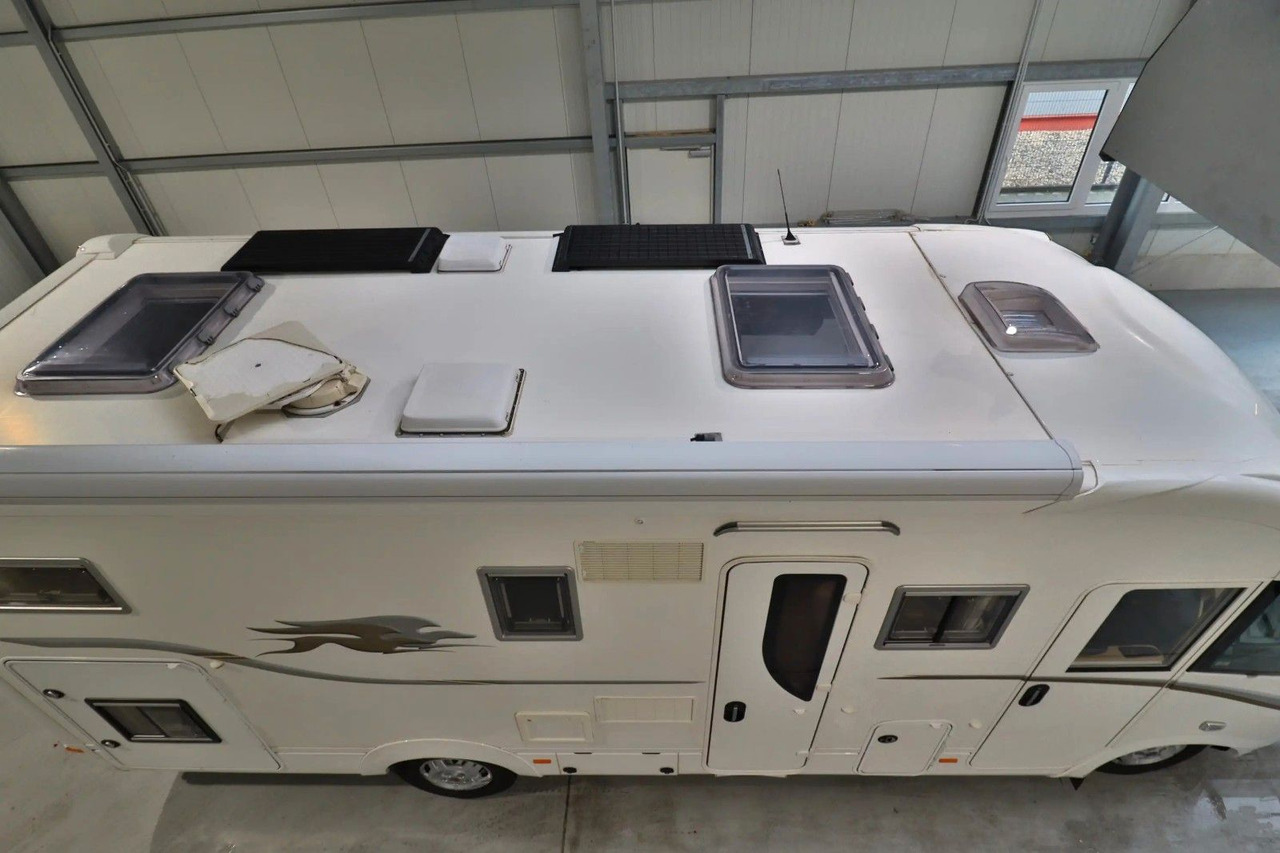 Laika KREOS 7010/Automatik/Festbett+Hubbett/TOP - Entegre karavan: fotoğraf 5 Laika KREOS 7010/Automatik/Festbett+Hubbett/TOP - Entegre karavan: fotoğraf 5