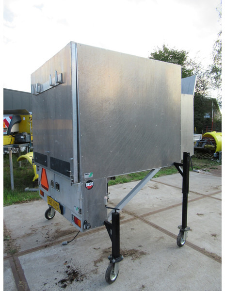 Beco Aluminium Opbouw Veegvuil - Kabin ve iç mekan - Kamyonet: fotoğraf 5 Beco Aluminium Opbouw Veegvuil - Kabin ve iç mekan - Kamyonet: fotoğraf 5