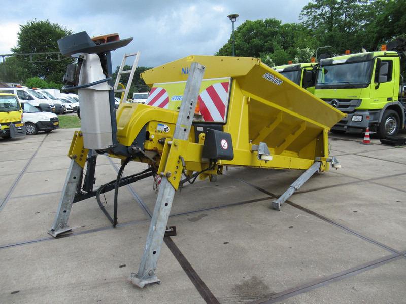 Schmidt NIDO STRATOS B40-36 PAL ROTO-power Salzstreuer Saltspreader Zoutstrooier - Kum serme makinesi: fotoğraf 3 Schmidt NIDO STRATOS B40-36 PAL ROTO-power Salzstreuer Saltspreader Zoutstrooier - Kum serme makinesi: fotoğraf 3
