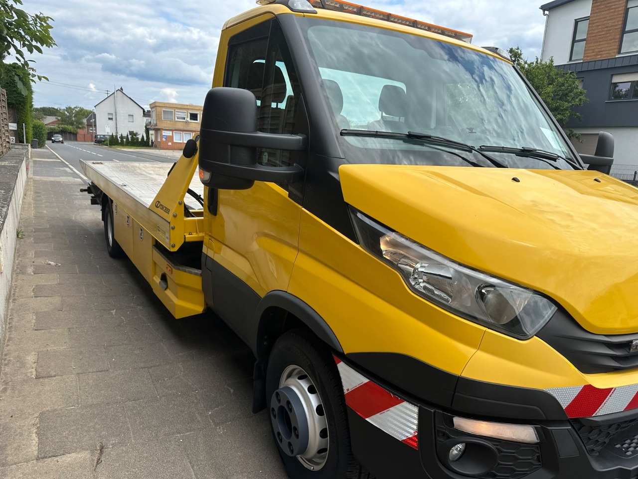 Iveco Daily 70c18 Schiebeplateau/Seilwinde/Funk - Çekici kamyonu: fotoğraf 3 Iveco Daily 70c18 Schiebeplateau/Seilwinde/Funk - Çekici kamyonu: fotoğraf 3