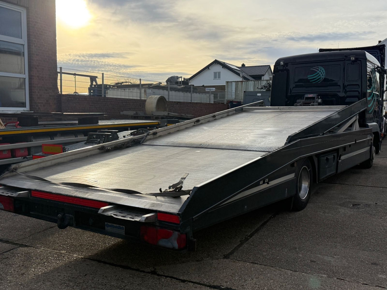 MAN TGL 8.210BL Moetefindt Doppelstock, Klima, Winde - Araba taşıyıcı kamyon: fotoğraf 2 MAN TGL 8.210BL Moetefindt Doppelstock, Klima, Winde - Araba taşıyıcı kamyon: fotoğraf 2