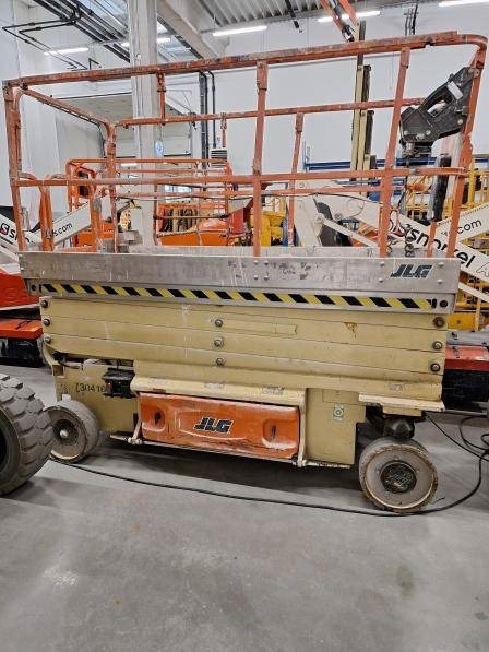 JLG 3246 ES - Makasli platform: fotoğraf 1 JLG 3246 ES - Makasli platform: fotoğraf 1
