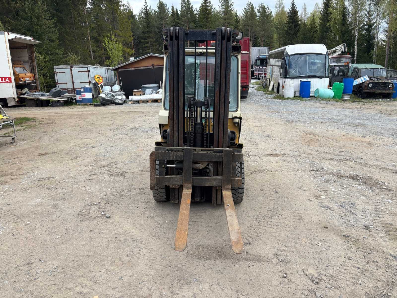 Forklift TCM FD25Z2 - Dizel forklift: fotoğraf 2 Forklift TCM FD25Z2 - Dizel forklift: fotoğraf 2