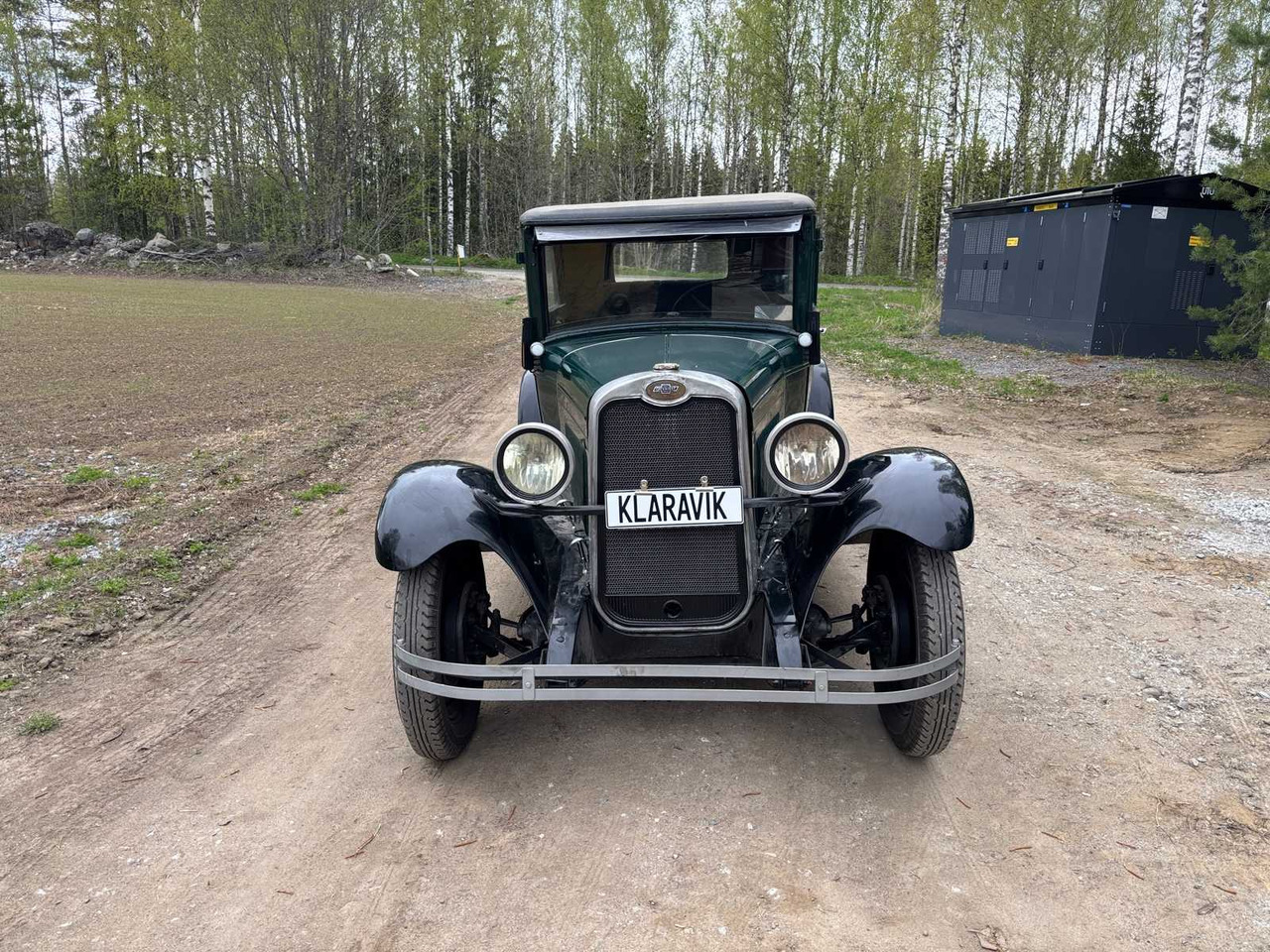 Vintage car Chevrolet 2.8 - Binek araba: fotoğraf 2 Vintage car Chevrolet 2.8 - Binek araba: fotoğraf 2