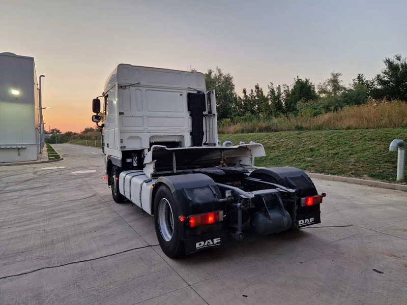 DAF XF 105.460 - Terminal çekiciler: fotoğraf 4 DAF XF 105.460 - Terminal çekiciler: fotoğraf 4