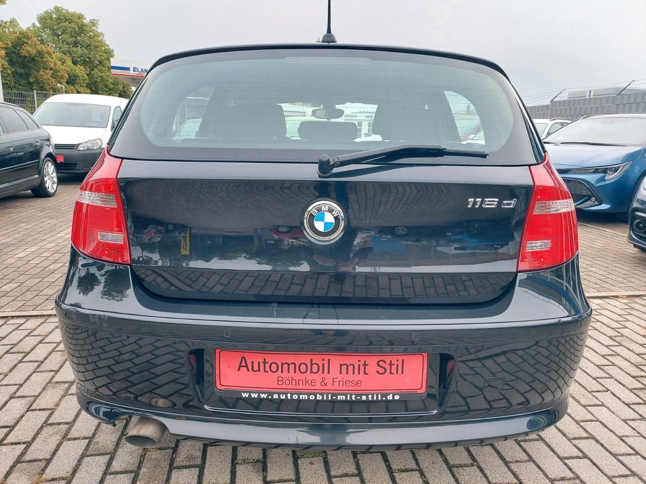 BMW 116 Baureihe 1 Lim. 116d Klima Sitzheizung - Sedan araba: fotoğraf 4 BMW 116 Baureihe 1 Lim. 116d Klima Sitzheizung - Sedan araba: fotoğraf 4