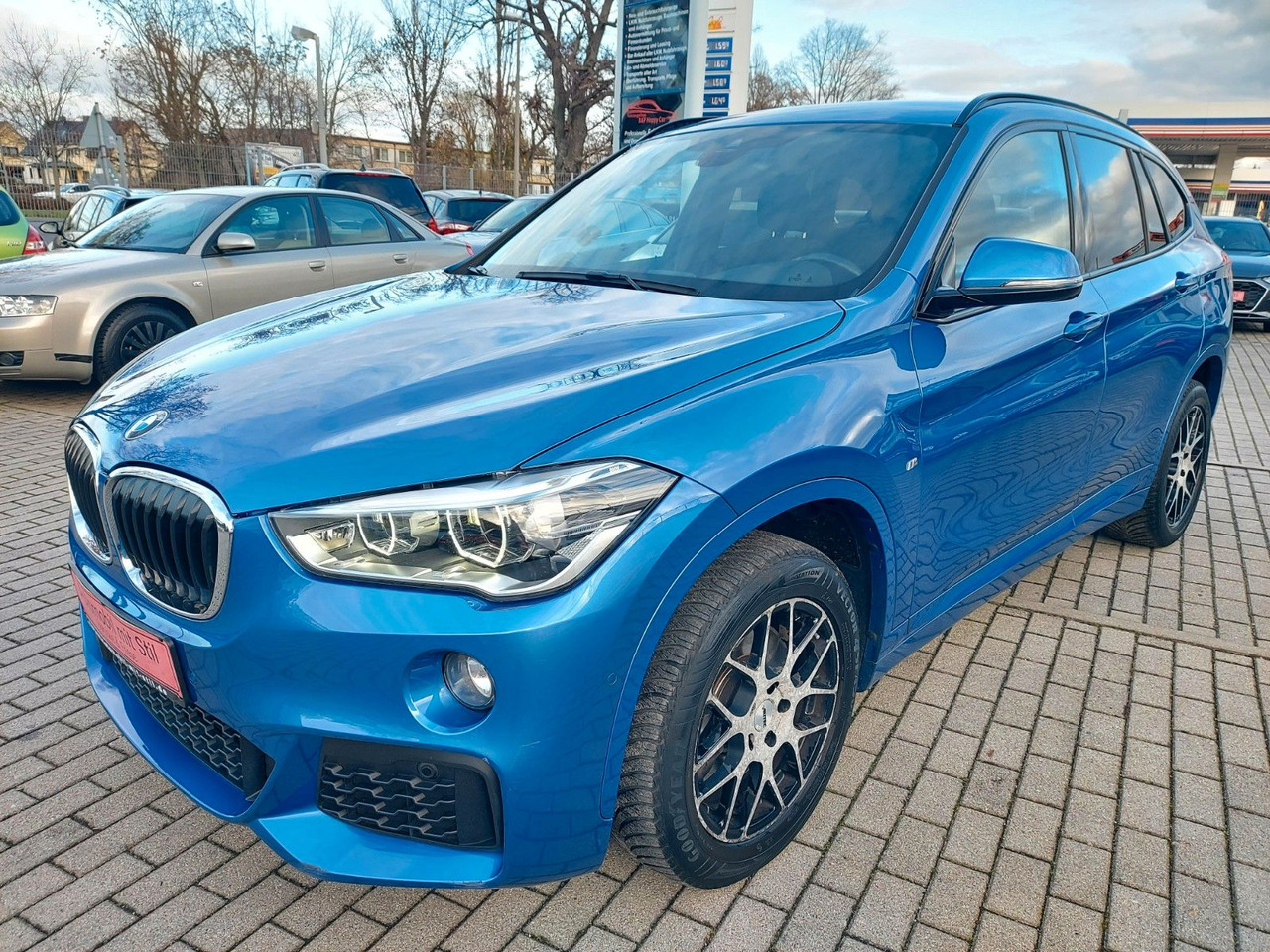BMW X1 xDrive 20d M Sport LED SPORT 4X4 Alcantara - SUV: fotoğraf 3 BMW X1 xDrive 20d M Sport LED SPORT 4X4 Alcantara - SUV: fotoğraf 3
