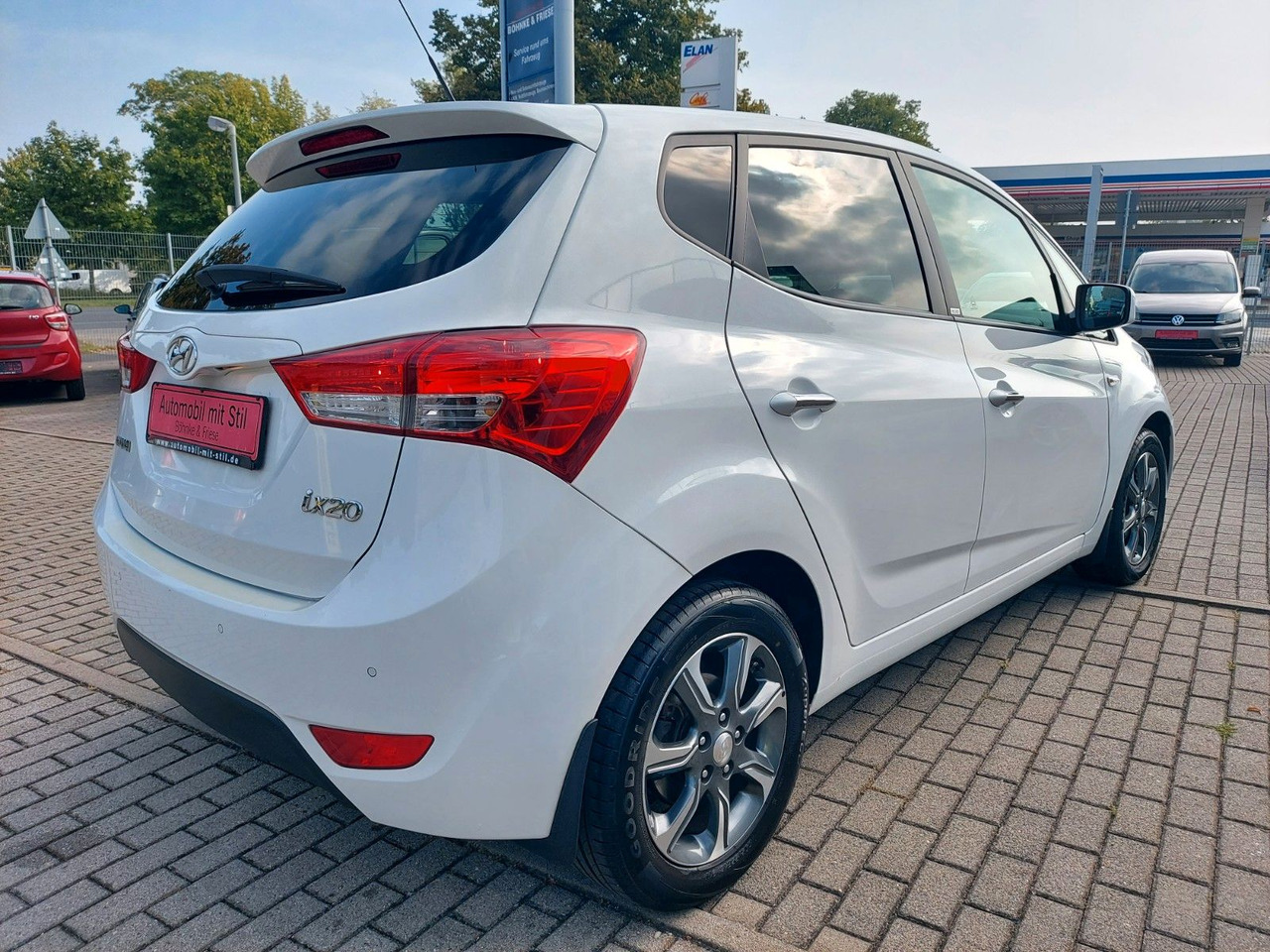 Hyundai ix20 Passion Automatik Klima PDC AHK - Binek araba: fotoğraf 5 Hyundai ix20 Passion Automatik Klima PDC AHK - Binek araba: fotoğraf 5