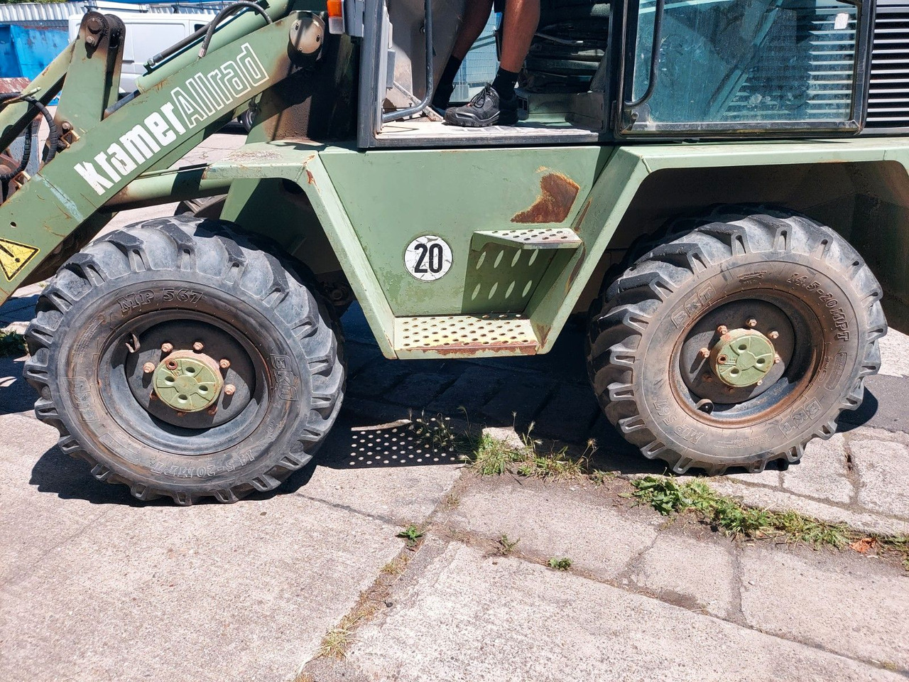 Kramer KRAMER Allrad 520 GABEL + SCHAUFEL - Tekerlekli yükleyici: fotoğraf 4 Kramer KRAMER Allrad 520 GABEL + SCHAUFEL - Tekerlekli yükleyici: fotoğraf 4