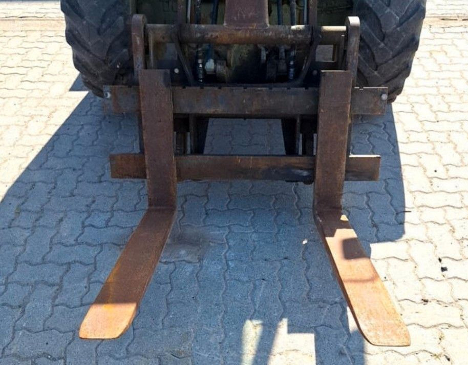 Kramer KRAMER Allrad 520 GABEL + SCHAUFEL - Tekerlekli yükleyici: fotoğraf 2 Kramer KRAMER Allrad 520 GABEL + SCHAUFEL - Tekerlekli yükleyici: fotoğraf 2