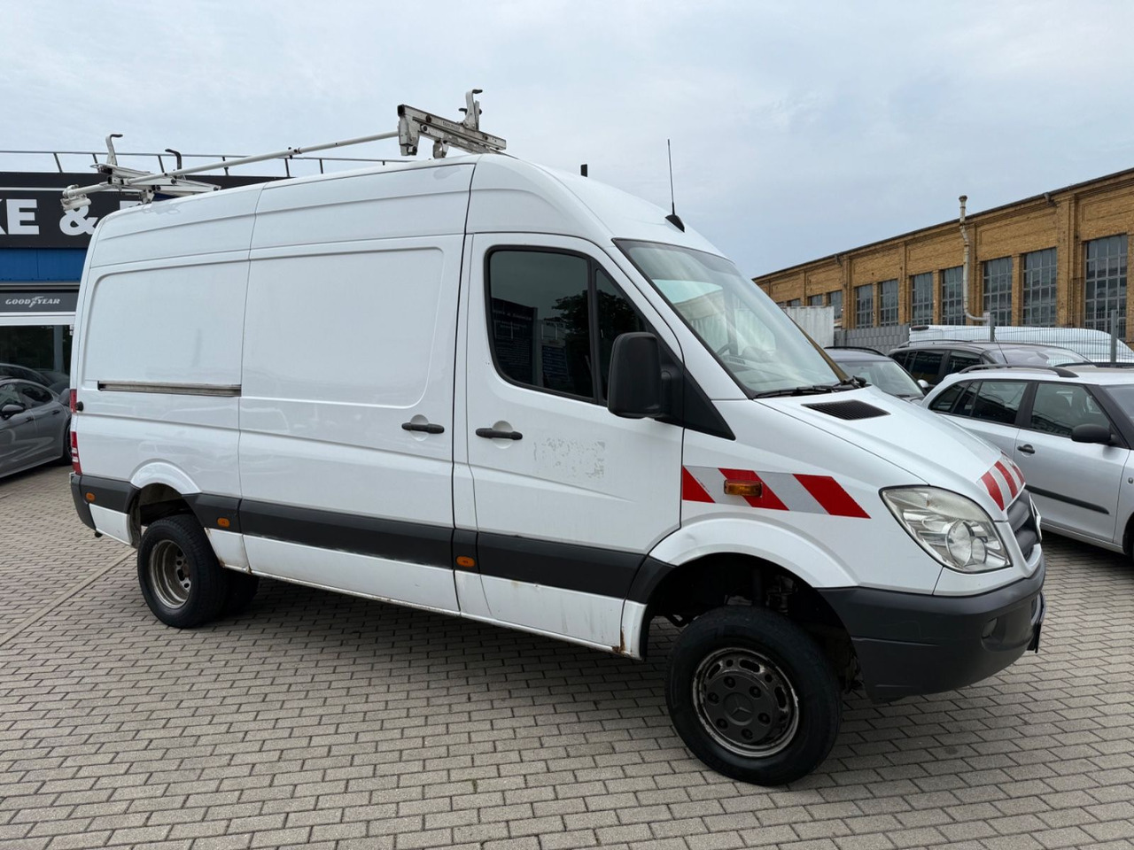 Mercedes-Benz Sprinter II Kasten 516 CDI 4X4 Allrad Standheiz. - Minivan: fotoğraf 2 Mercedes-Benz Sprinter II Kasten 516 CDI 4X4 Allrad Standheiz. - Minivan: fotoğraf 2