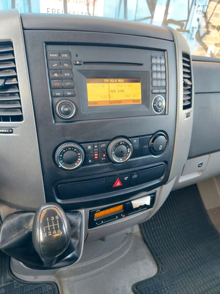 Mercedes-Benz Sprinter II Pritsche 316 Pritsche Klima Sandheiz - Tenteli kamyonet: fotoğraf 3 Mercedes-Benz Sprinter II Pritsche 316 Pritsche Klima Sandheiz - Tenteli kamyonet: fotoğraf 3