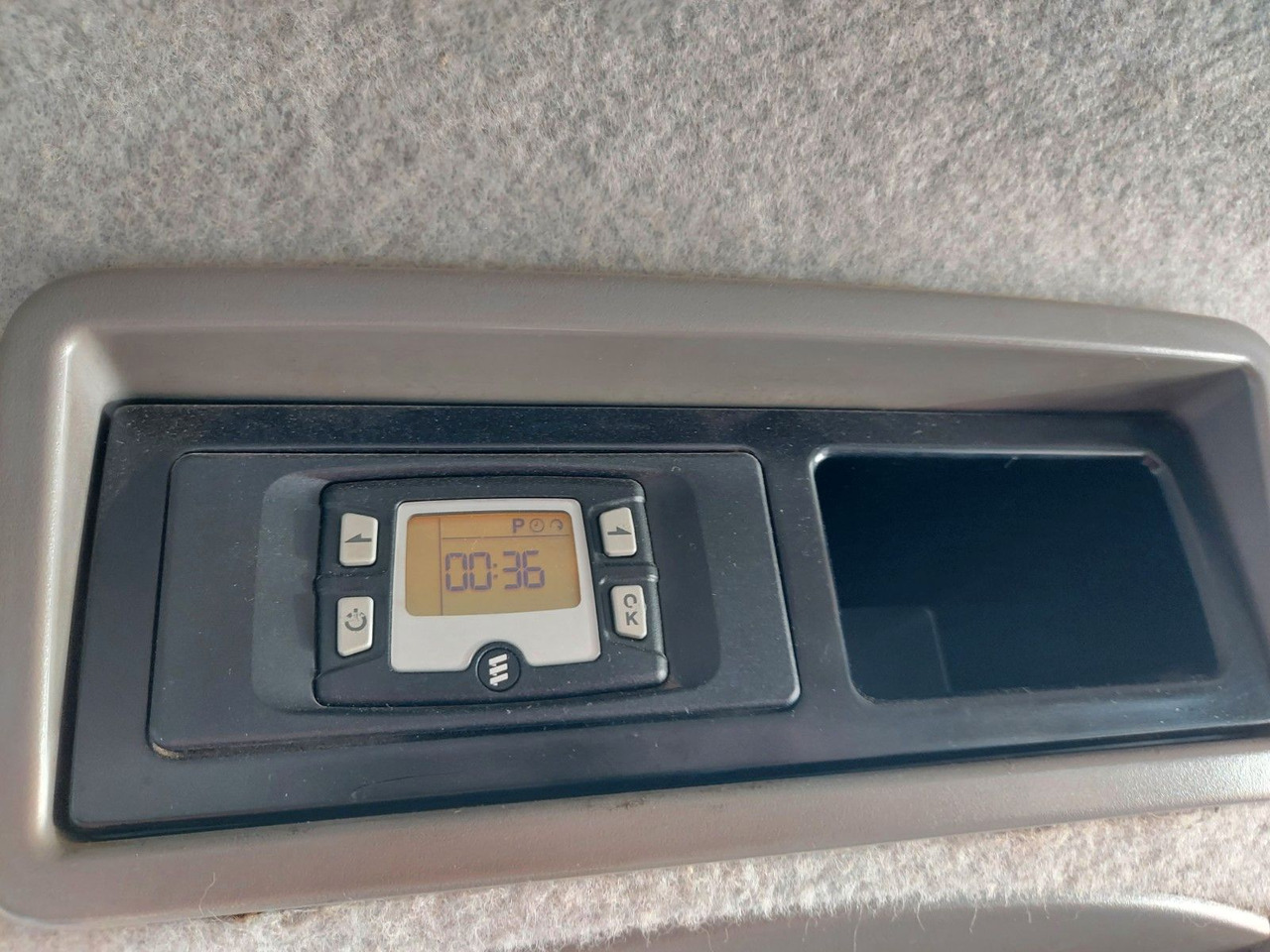 Mercedes-Benz Sprinter II Pritsche DoKa 316 CDI 4X4 Klima - Tenteli kamyonet, Çift kabin kamyonet: fotoğraf 3 Mercedes-Benz Sprinter II Pritsche DoKa 316 CDI 4X4 Klima - Tenteli kamyonet, Çift kabin kamyonet: fotoğraf 3