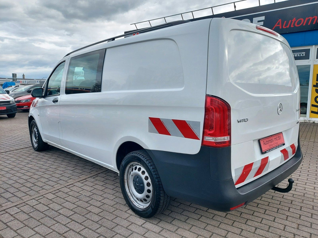 Minivan Mercedes-Benz Vito Mixto 114 CDI 4x4 Extralang 5 Sitze LED: fotoğraf 11