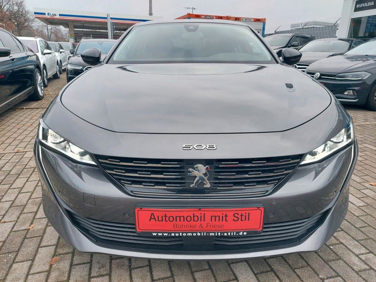 Peugeot 508 Allure Pack Autom. ACC Leder Spurassist - Sedan araba: fotoğraf 4 Peugeot 508 Allure Pack Autom. ACC Leder Spurassist - Sedan araba: fotoğraf 4