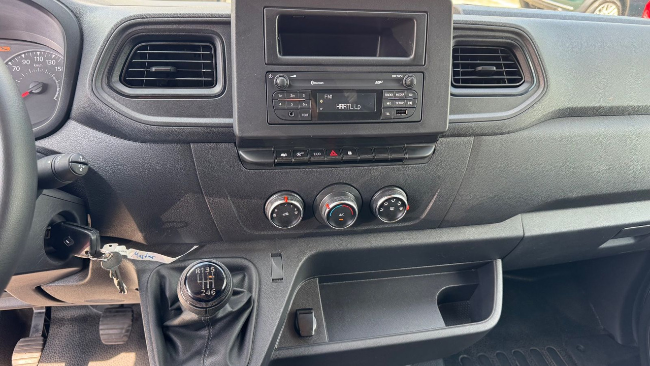 Renault Master III Kasten L3H2 HKa 3,5t 7 Sitzer 1. Hand - Minivan: fotoğraf 4 Renault Master III Kasten L3H2 HKa 3,5t 7 Sitzer 1. Hand - Minivan: fotoğraf 4