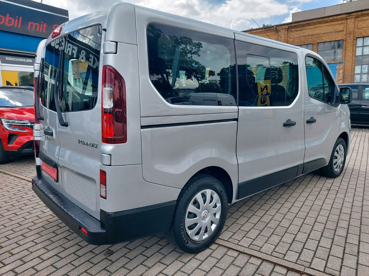 Minivan Renault Trafic Combi L1H1 2,7t  Expression Klima: fotoğraf 8