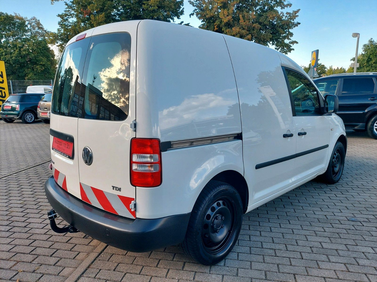Volkswagen Caddy Kasten Kombi Klima AHK - Minivan: fotoğraf 5 Volkswagen Caddy Kasten Kombi Klima AHK - Minivan: fotoğraf 5