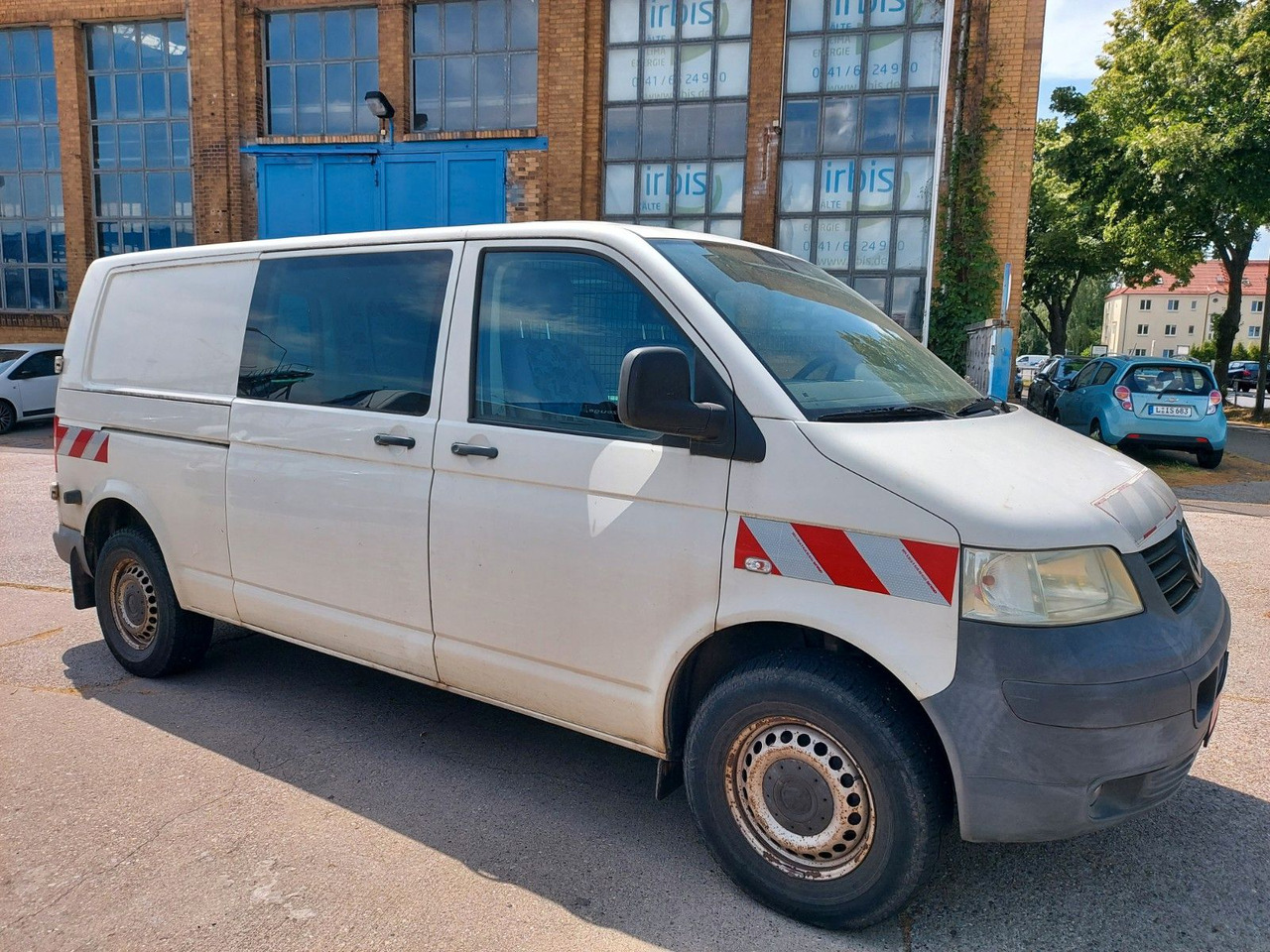 Volkswagen T5 Transporter Kombi Kasten 4Motion lang - Minivan: fotoğraf 3 Volkswagen T5 Transporter Kombi Kasten 4Motion lang - Minivan: fotoğraf 3