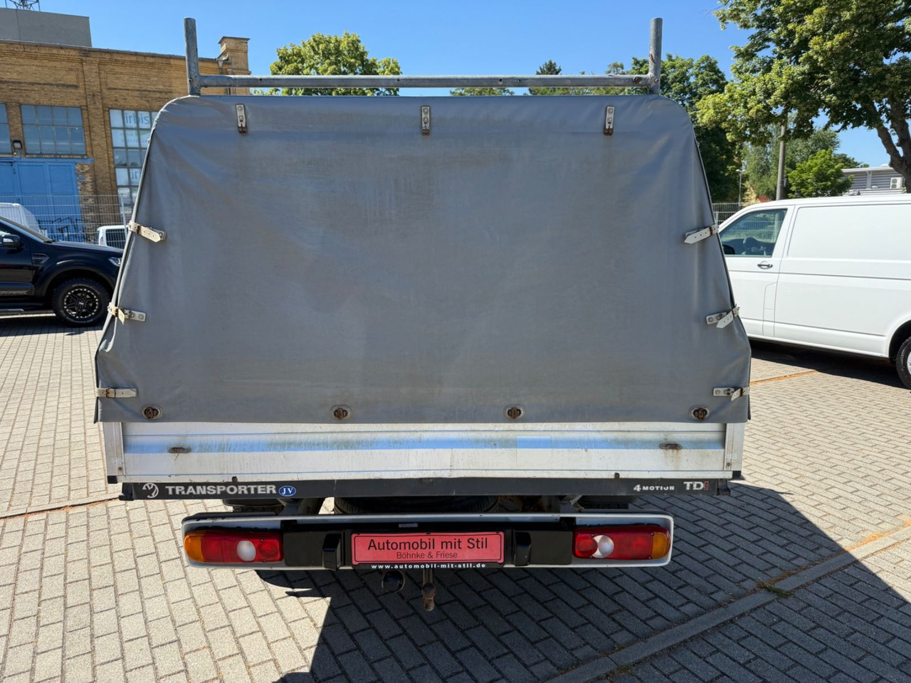 Volkswagen T5 Transporter Pritsche DoKA 4Motion 4x4 Klima - Tenteli kamyonet, Çift kabin kamyonet: fotoğraf 4 Volkswagen T5 Transporter Pritsche DoKA 4Motion 4x4 Klima - Tenteli kamyonet, Çift kabin kamyonet: fotoğraf 4