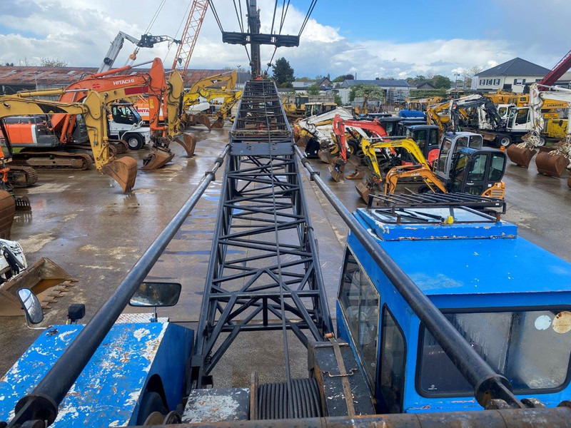 Hitachi KH180-3 NVT - Paletli vinç: fotoğraf 3 Hitachi KH180-3 NVT - Paletli vinç: fotoğraf 3