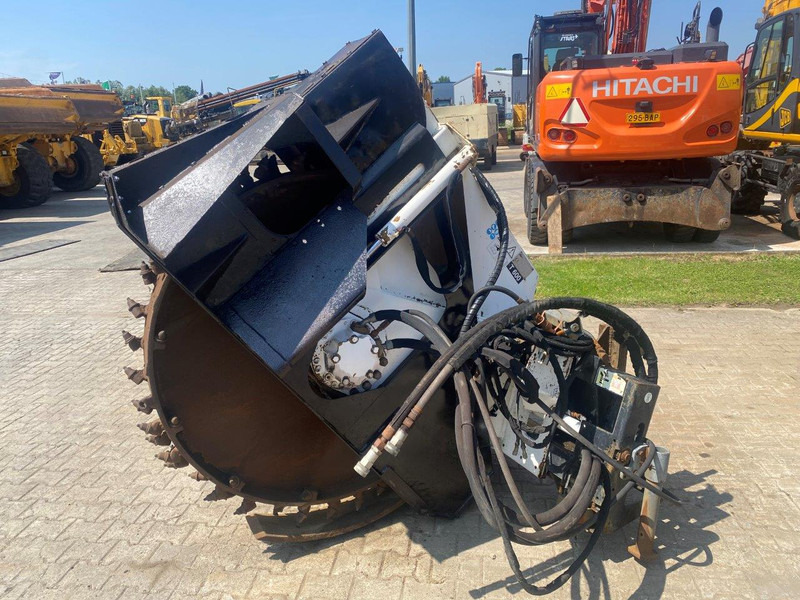 Simex T600 NVT - Asfalt döşeme aracı: fotoğraf 1 Simex T600 NVT - Asfalt döşeme aracı: fotoğraf 1