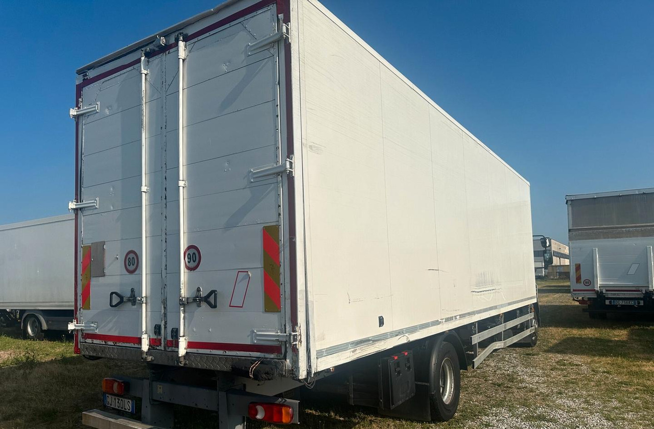 DAF LF 55.220 FURGONE 8 MT. - Kapalı kasa kamyon: fotoğraf 3 DAF LF 55.220 FURGONE 8 MT. - Kapalı kasa kamyon: fotoğraf 3