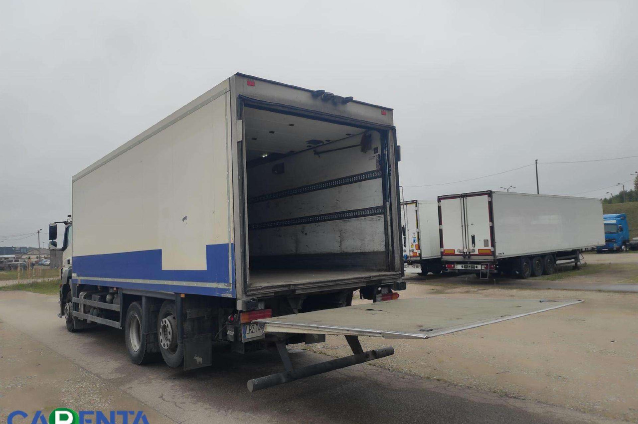 Mercedes-Benz AXOR 940.20 - Refrijeratör kamyon: fotoğraf 3 Mercedes-Benz AXOR 940.20 - Refrijeratör kamyon: fotoğraf 3