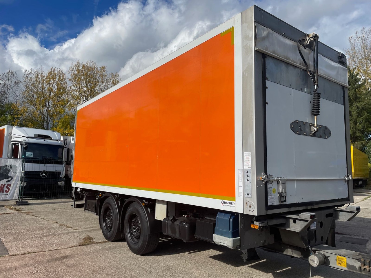 KERSCHER ZAA18 Kühlkoffer/CARRIER/SUPRA900U/LBW - Refrijeratör römork: fotoğraf 1 KERSCHER ZAA18 Kühlkoffer/CARRIER/SUPRA900U/LBW - Refrijeratör römork: fotoğraf 1