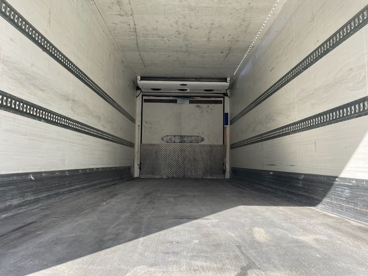 KERSCHER ZAA18 Kühlkoffer/CARRIER/SUPRA900U/LBW - Refrijeratör römork: fotoğraf 5 KERSCHER ZAA18 Kühlkoffer/CARRIER/SUPRA900U/LBW - Refrijeratör römork: fotoğraf 5