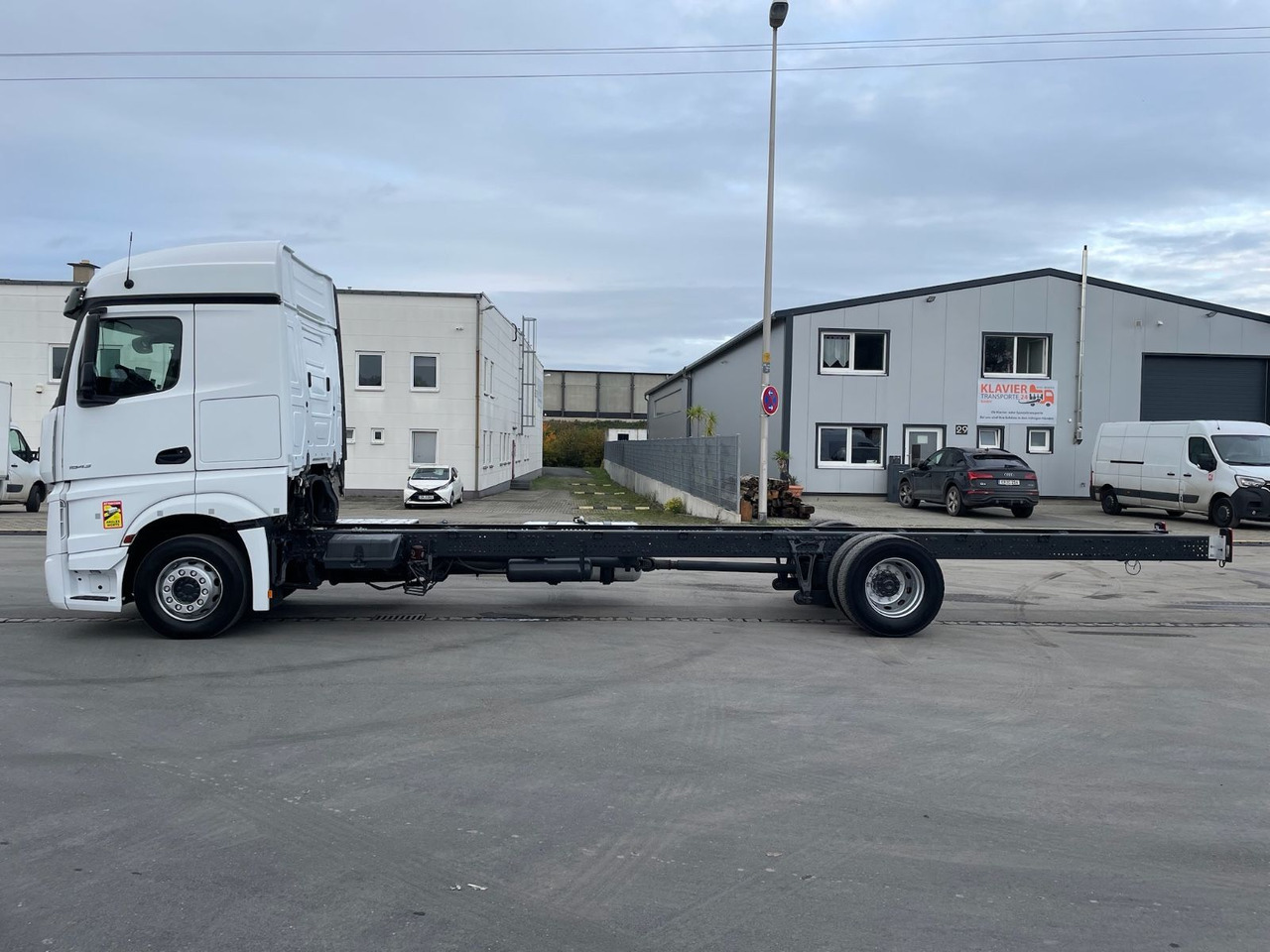 Mercedes-Benz Actros 4 1843 4x2 Fahrgestell/StandAC/ACC/EU6 - Şasi kamyon: fotoğraf 4 Mercedes-Benz Actros 4 1843 4x2 Fahrgestell/StandAC/ACC/EU6 - Şasi kamyon: fotoğraf 4